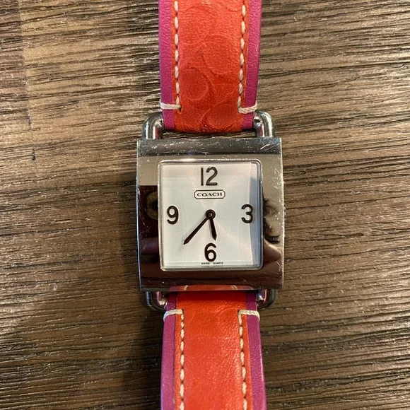 Coach Watch - Picture 2 of 7